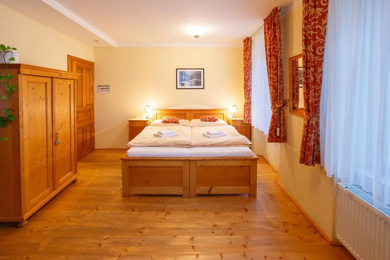 Paseka Guest house