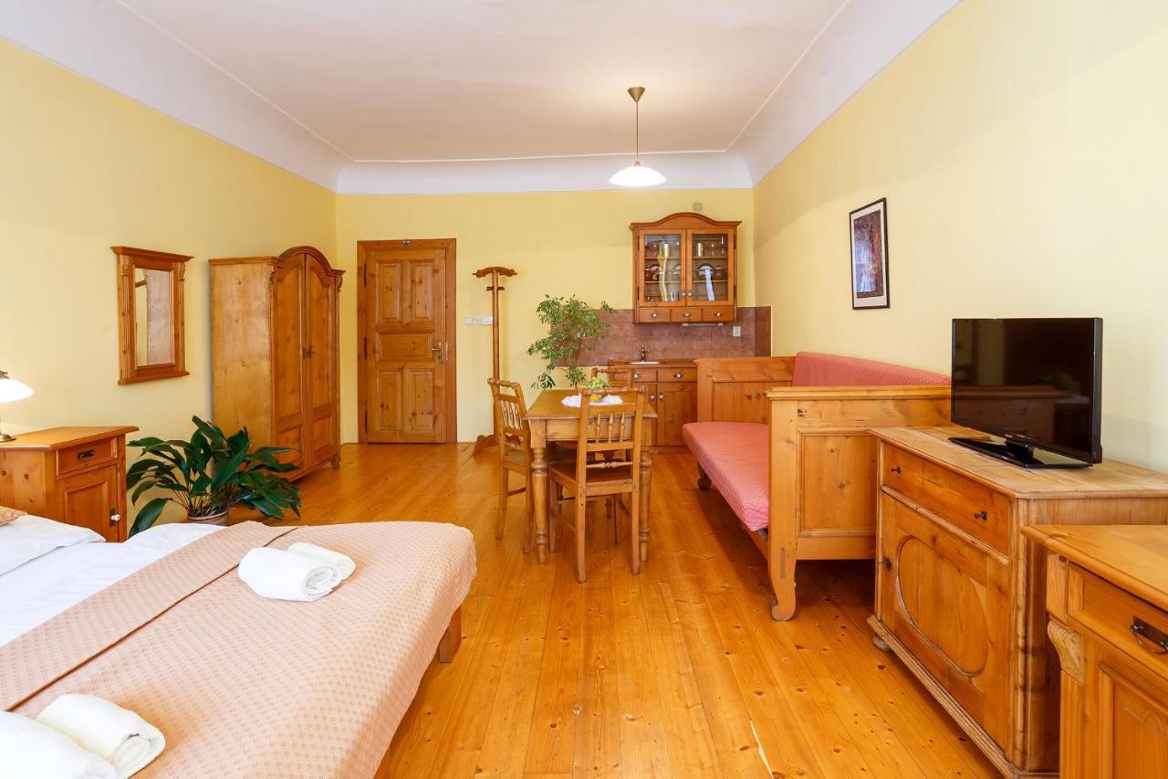 Paseka Guest house